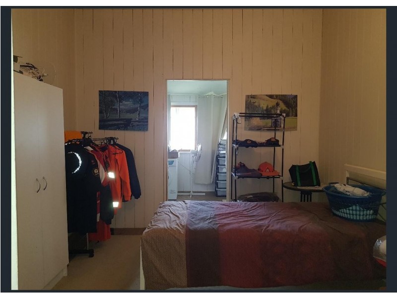 250 JESSONS ROAD, Mount Urah QLD 4650