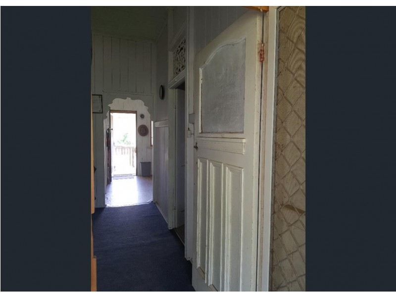 250 JESSONS ROAD, Mount Urah QLD 4650