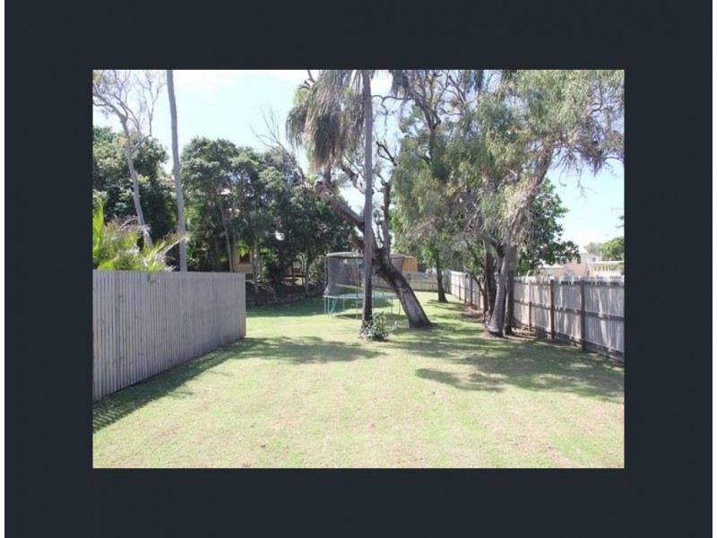 8 PHILLIP STREET, Emu Park QLD 4710