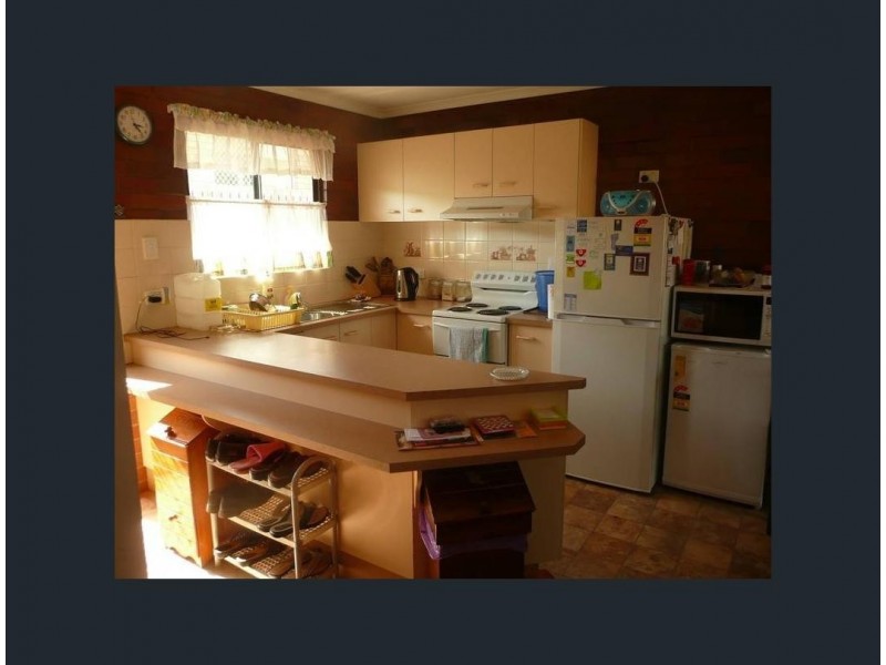 2 Mungomery Street, Childers QLD 4660