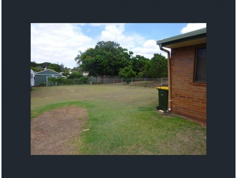 2 Mungomery Street, Childers QLD 4660