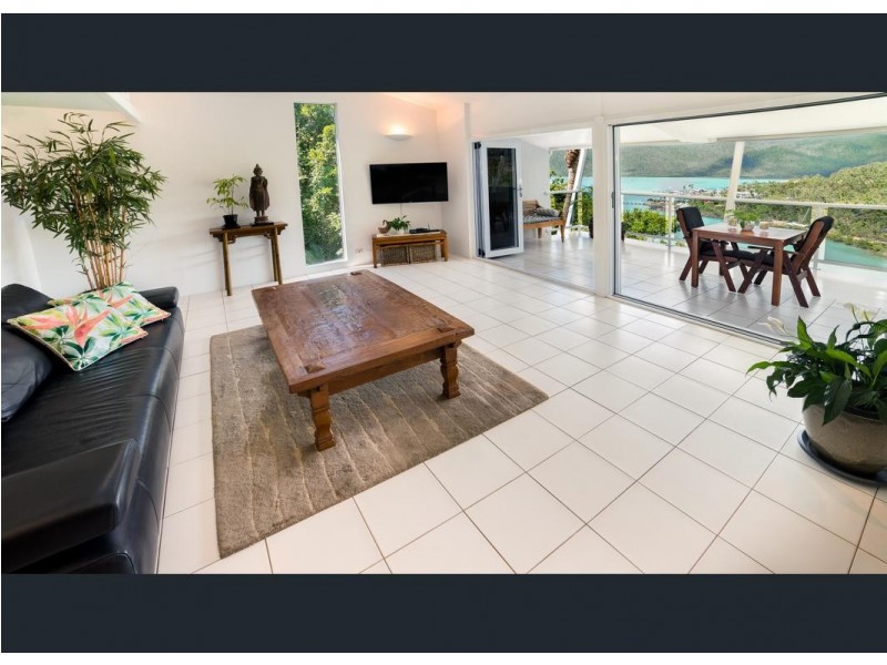 16 Harbour Avenue, Shute Harbour QLD 4802