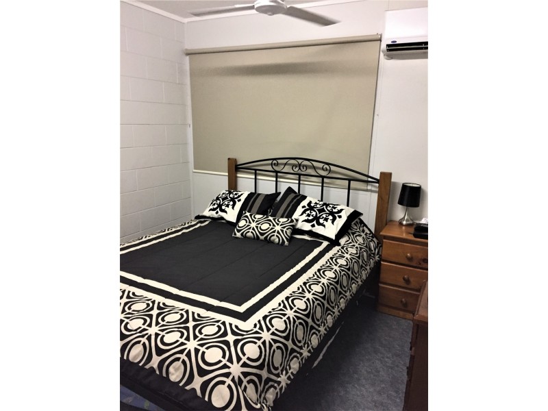 15 BLAKE STREET, Collinsville QLD 4804