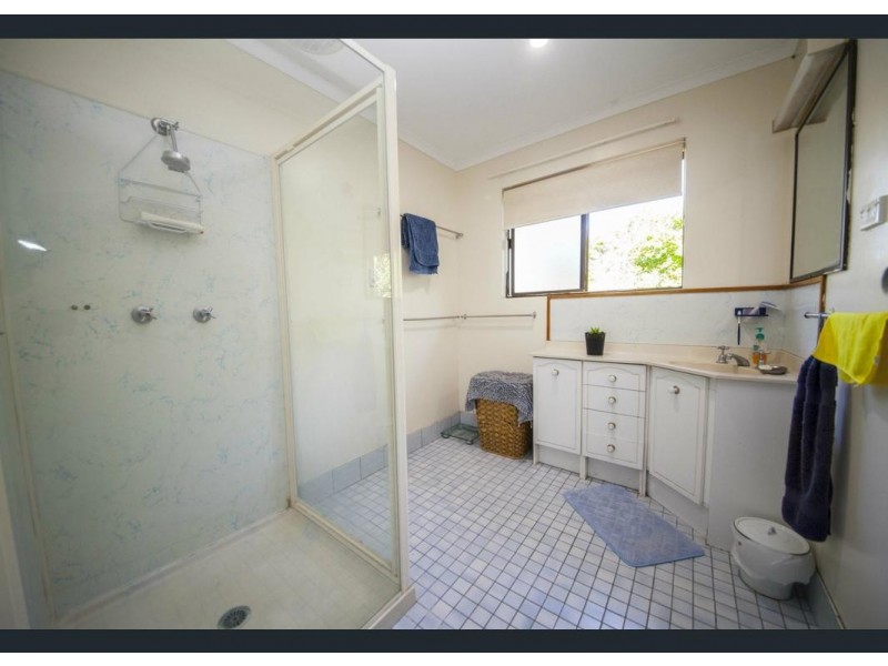 5 Browns Lane, Tiaro QLD 4650