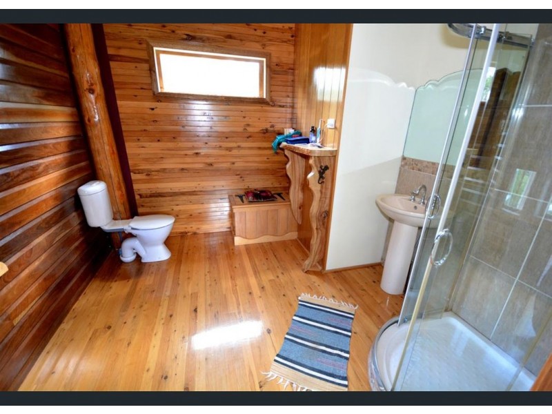 328 Sleipner Road, Mount Chalmers QLD 4702