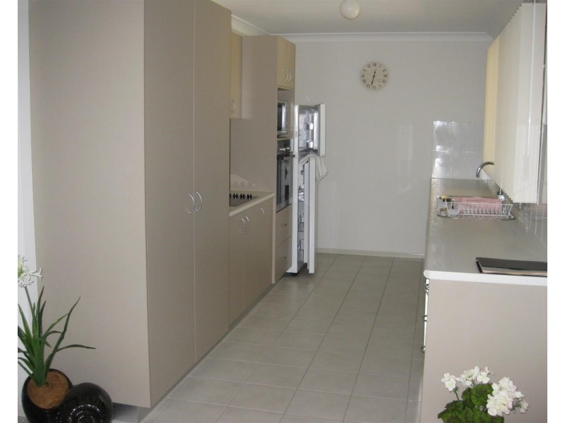 14B Hutton Street, Taroom QLD 4420