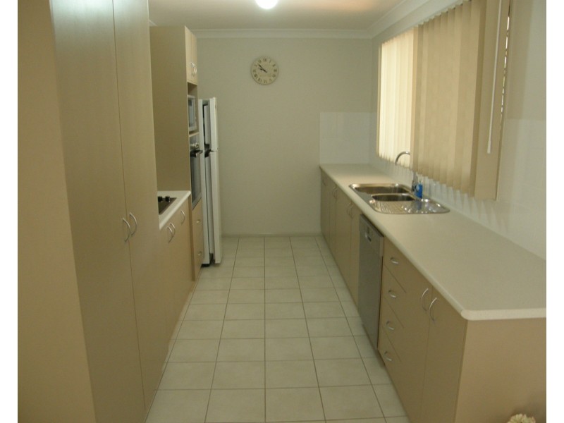 14B Hutton Street, Taroom QLD 4420