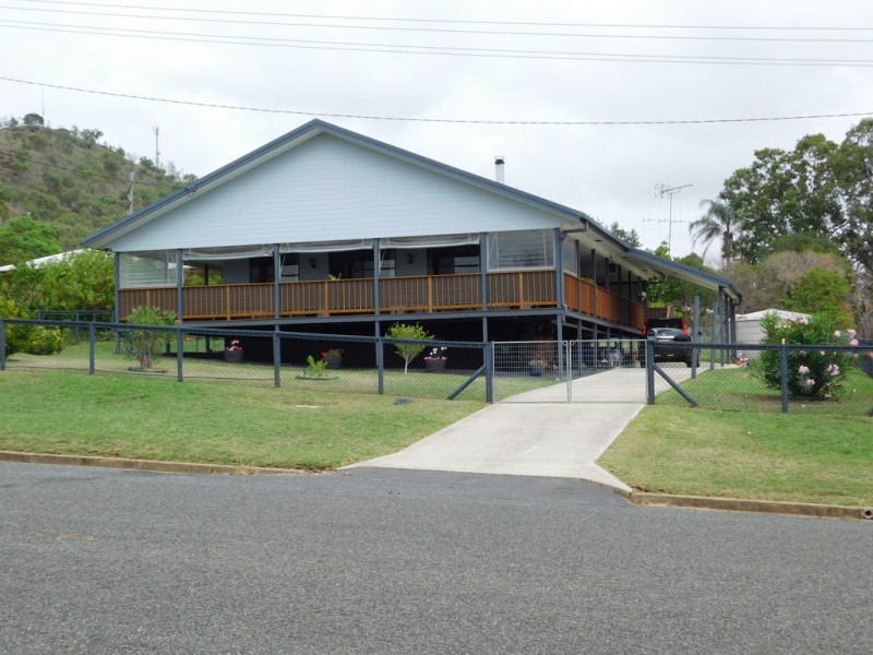28 BAMBOO STREET, Gayndah QLD 4625