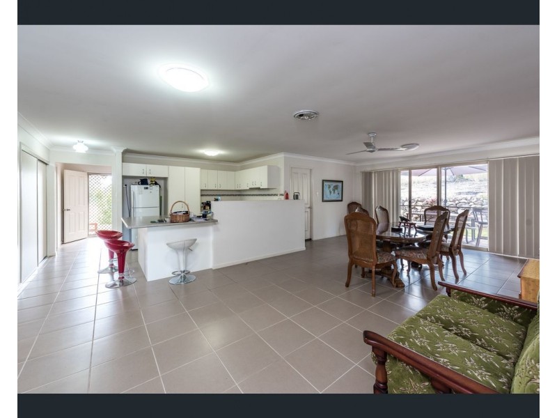 6 SANCTUARY COURT, Apple Tree Creek QLD 4660