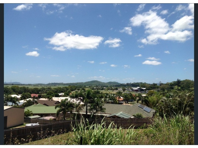 19 Stephanie Court, Glenella QLD 4740