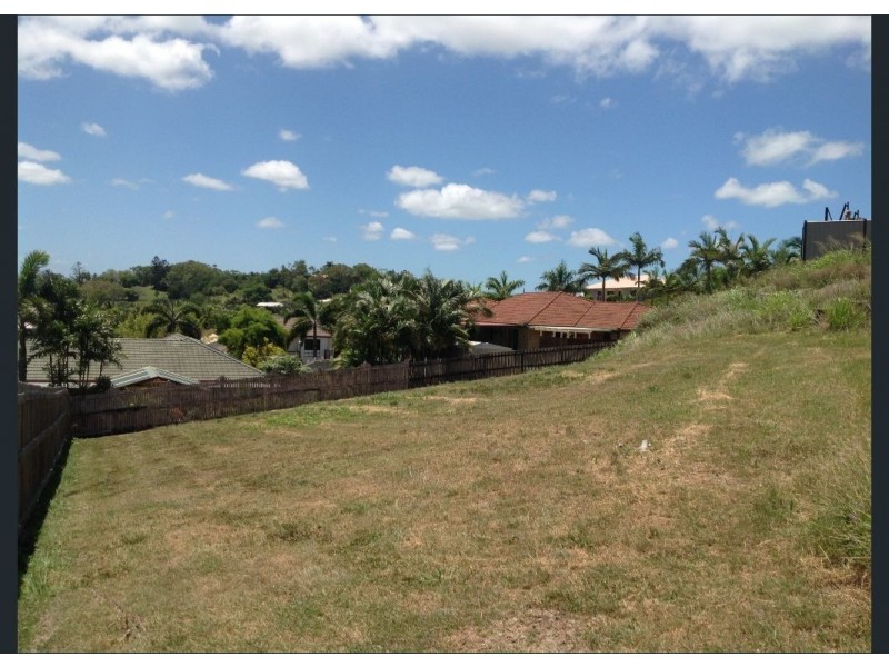 19 Stephanie Court, Glenella QLD 4740