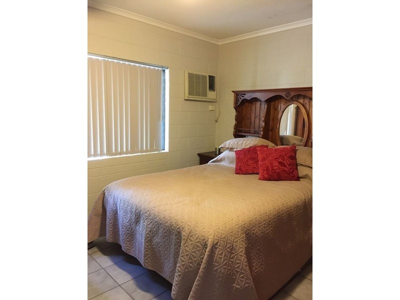 32 Melaleuca Drive, Tully Heads QLD 4854