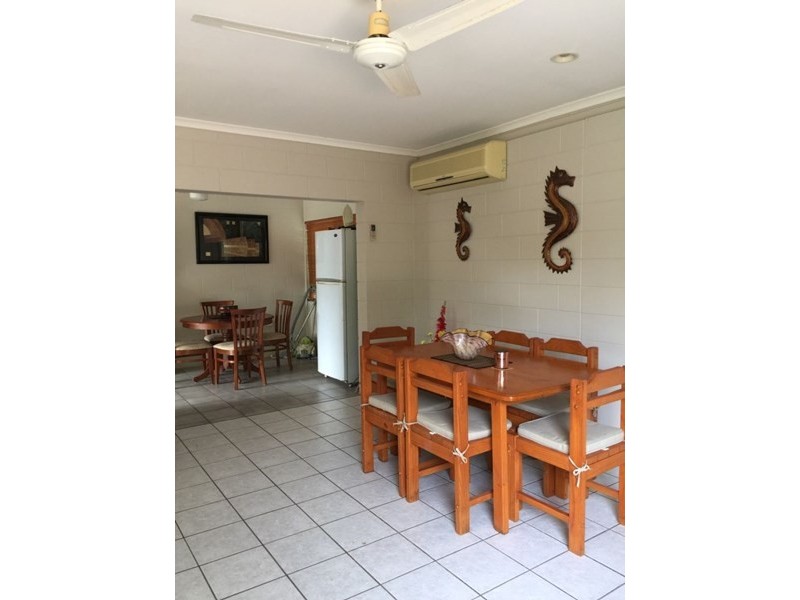 32 Melaleuca Drive, Tully Heads QLD 4854