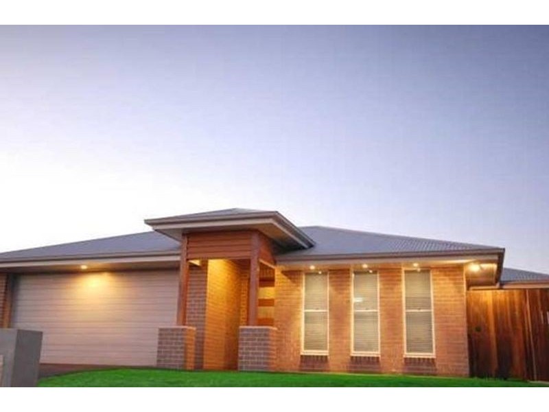 19 Kurrawa Crescent, Glenvale QLD 4350