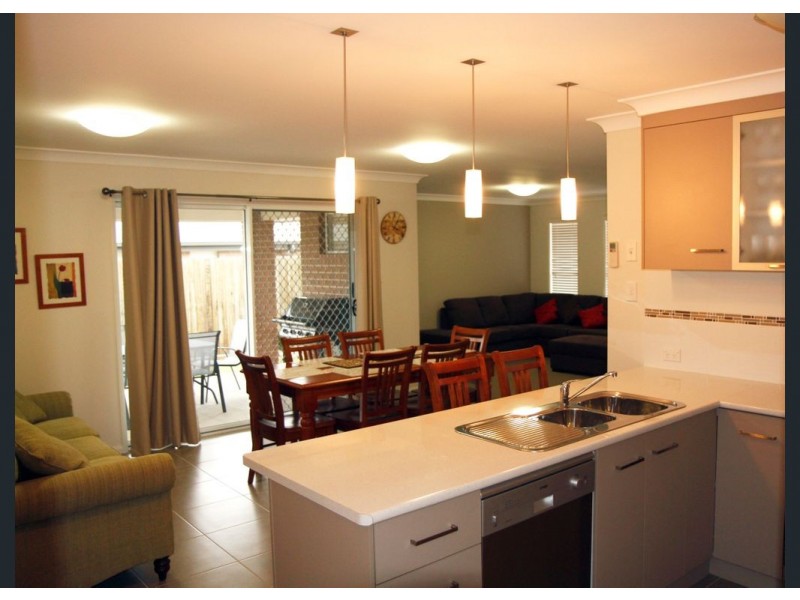 19 Kurrawa Crescent, Glenvale QLD 4350