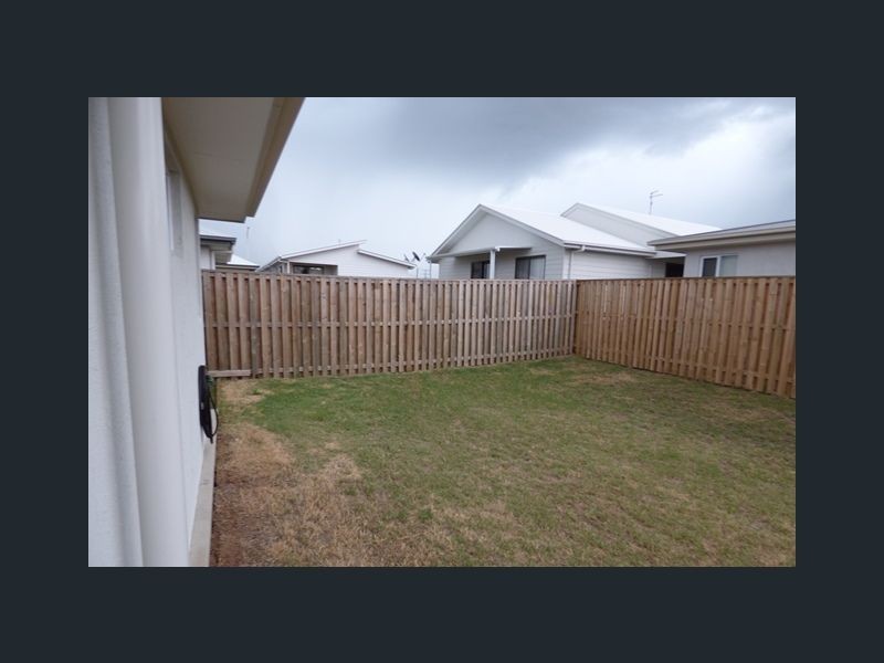 9 Lomandra Avenue, Roma QLD 4455
