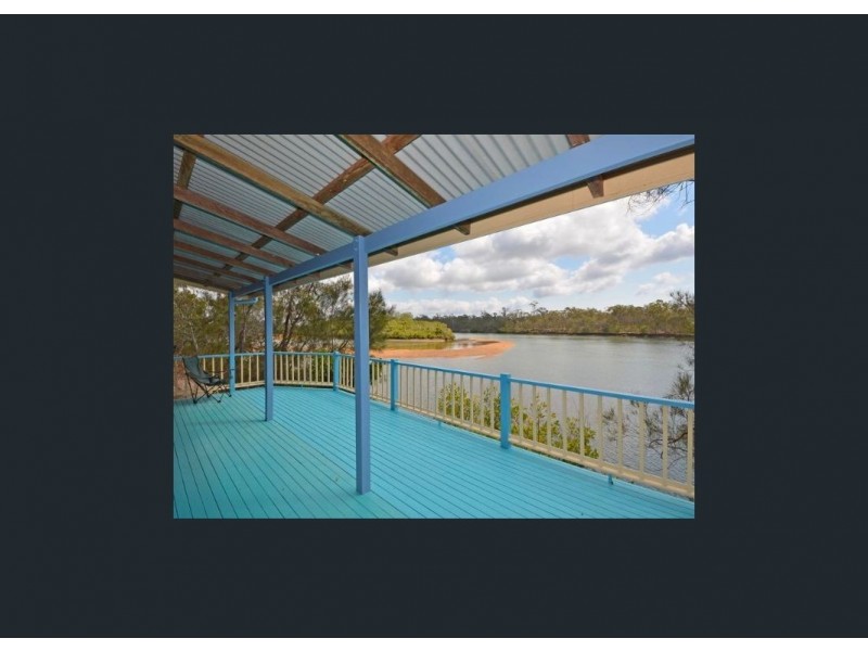 17 Jacqueline Drive, Pacific Haven QLD 4659