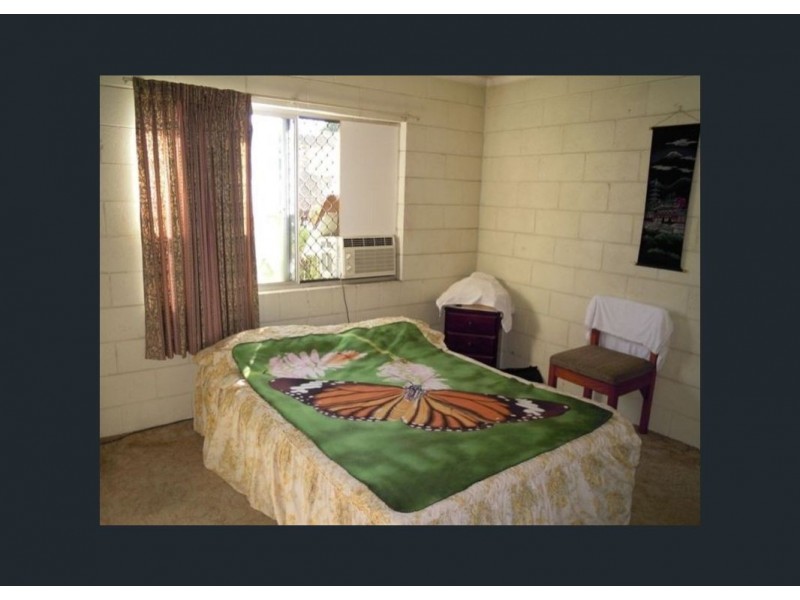 2/98 High Street, Berserker QLD 4701