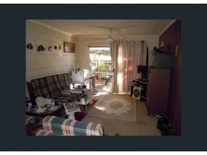 2/98 High Street, Berserker QLD 4701