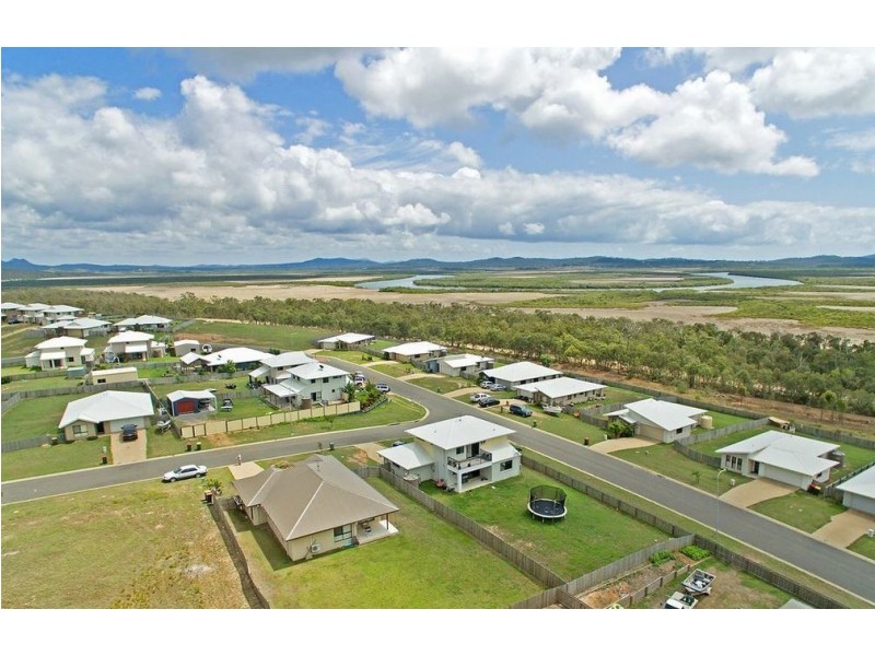 3 The Link, Zilzie QLD 4710