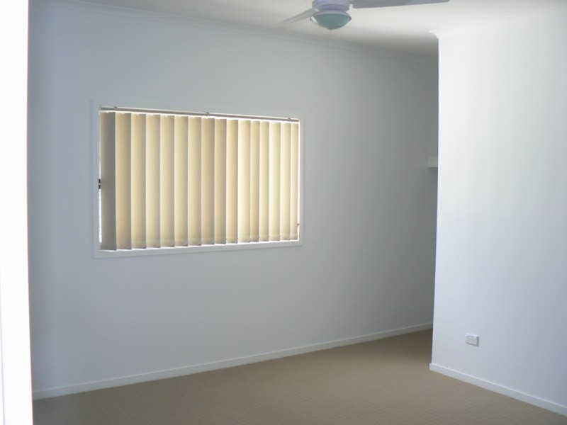 15/5 Bruce Street, Redbank Plains QLD 4301