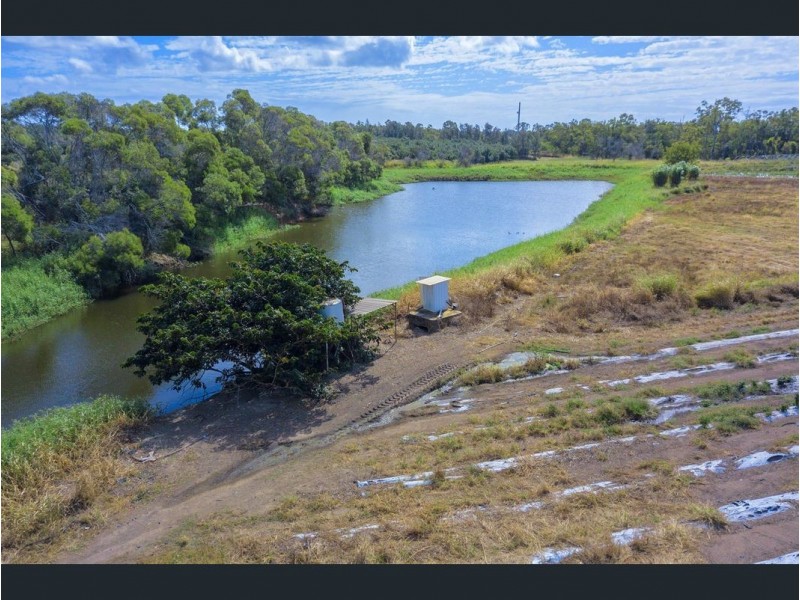 6 Pashleys Road, Welcome Creek QLD 4670