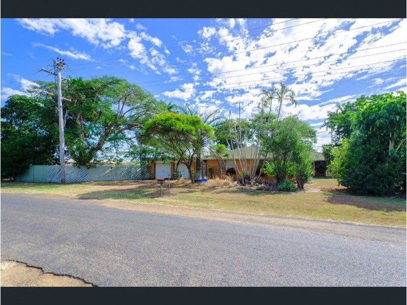 6 Pashleys Road, Welcome Creek QLD 4670