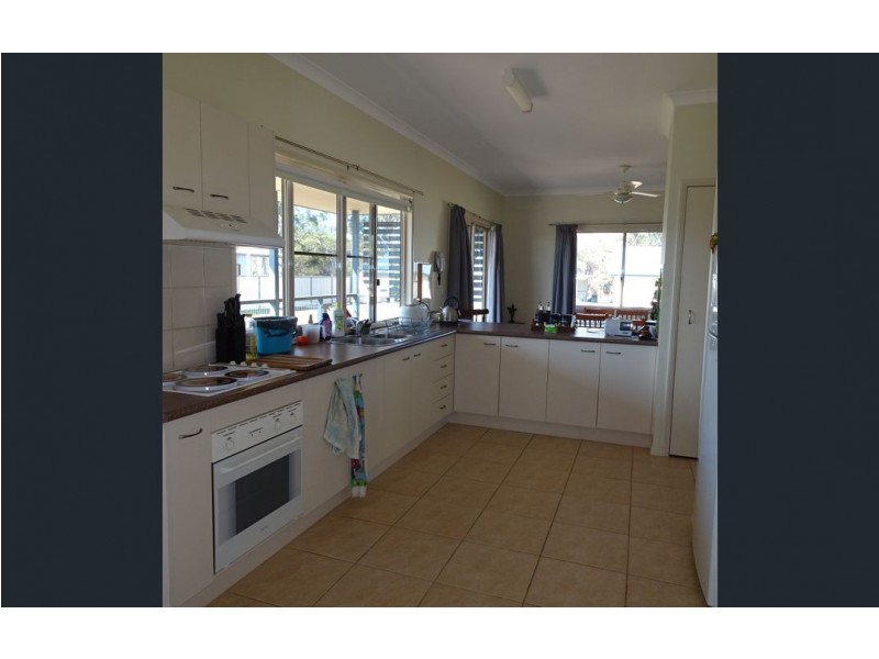 28 Powers Street, Buxton QLD 4660