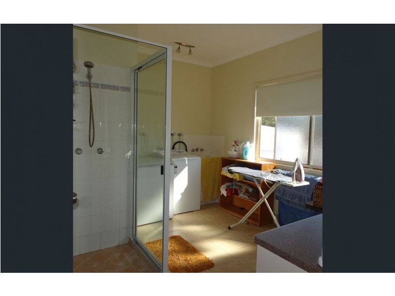 28 Powers Street, Buxton QLD 4660