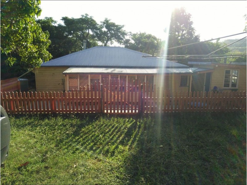 69 James Street, Mount Morgan QLD 4714