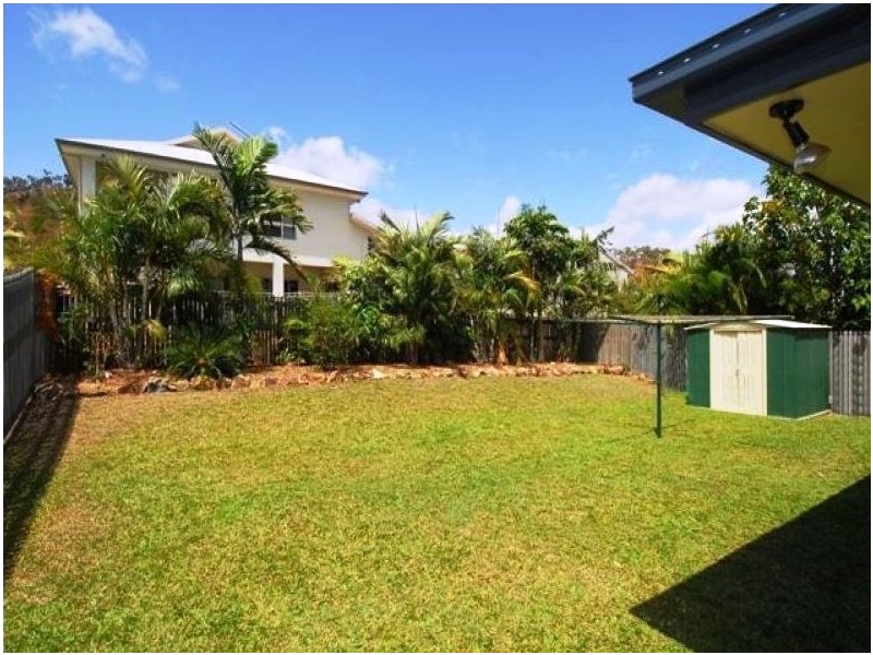 4 Perisher Court, Mount Louisa QLD 4814