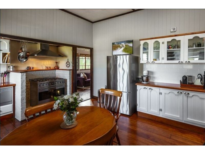 40 Whitaker Street, Boonooroo QLD 4650