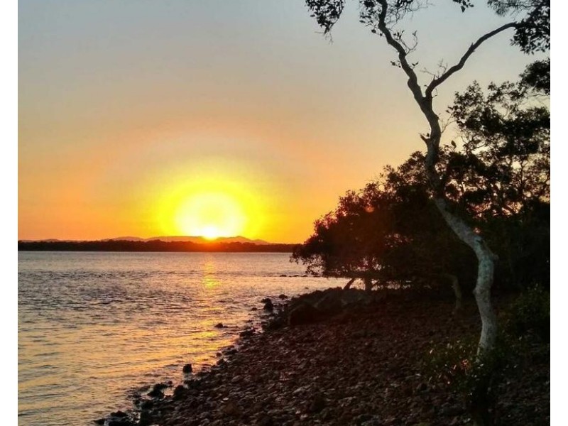 6-14 High Central Road, Macleay Island QLD 4184