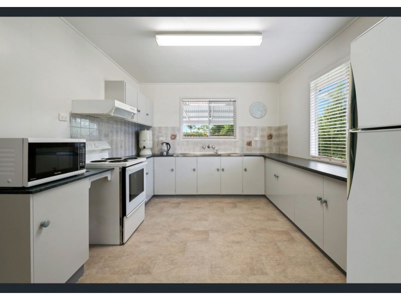 20 Station Street, Helidon QLD 4344