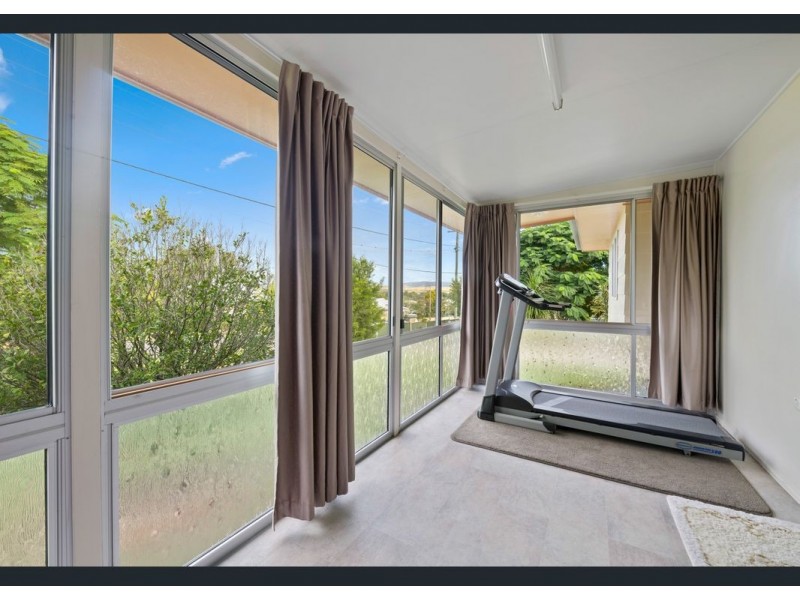 20 Station Street, Helidon QLD 4344