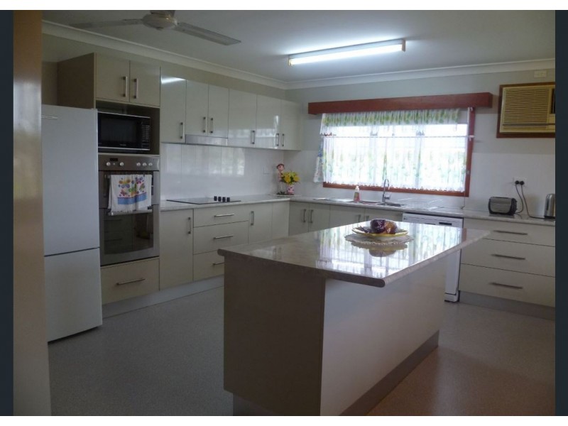 1 Harold Street, Silkwood QLD 4856