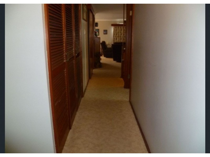 1 Harold Street, Silkwood QLD 4856