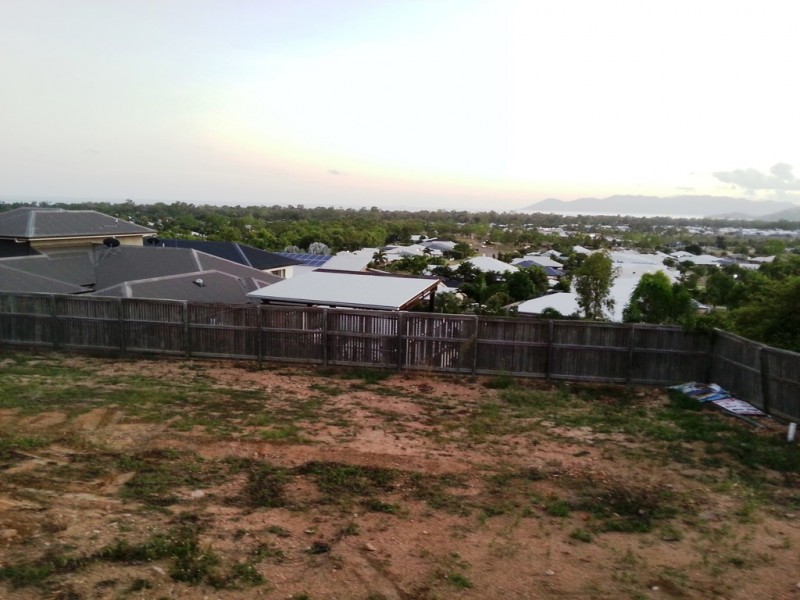 41 Goicoechea Drive, Bushland Beach QLD 4818