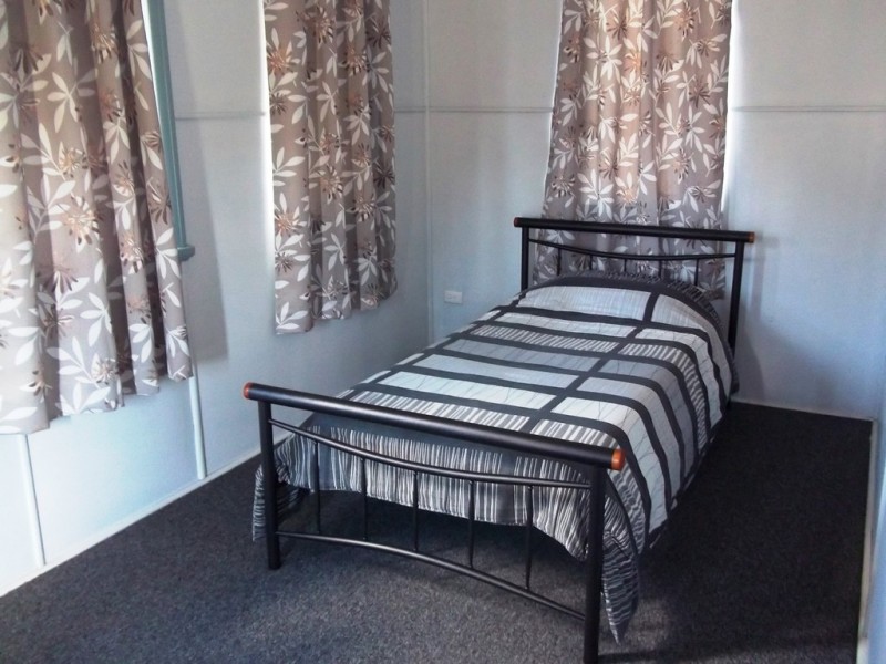 9 John Street, Bundaberg West QLD 4670