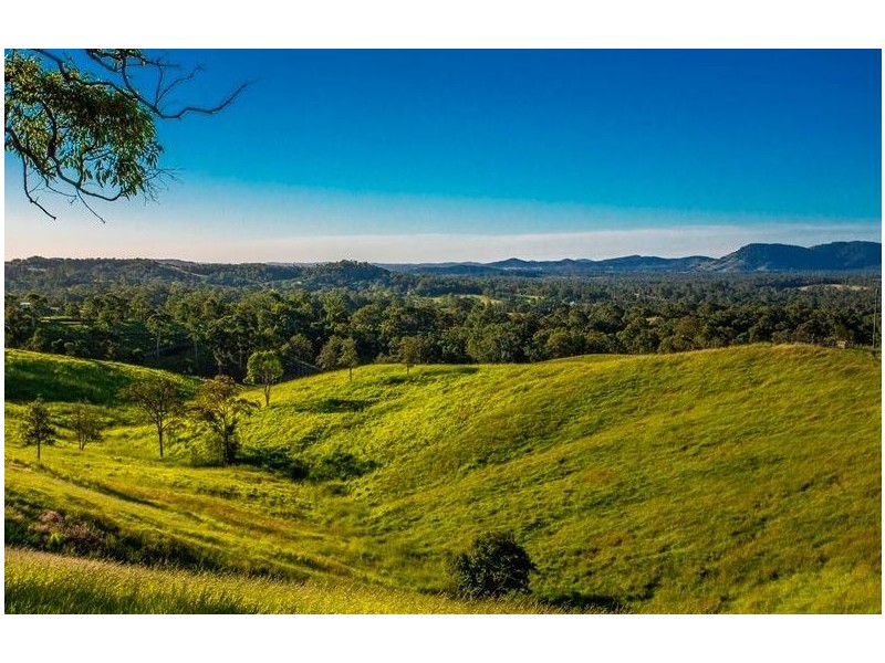 118 Kenman Road, Traveston QLD 4570