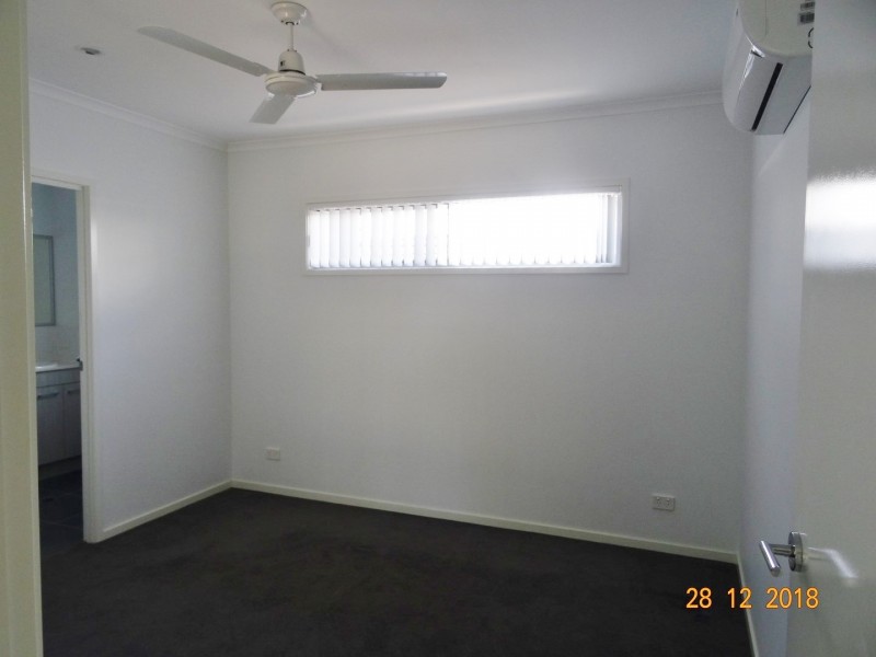 31 Coralie Avenue, Wynnum West QLD 4178