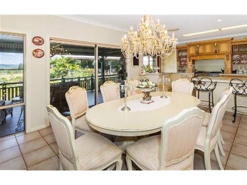 114 Zischke Road, Hatton Vale QLD 4341
