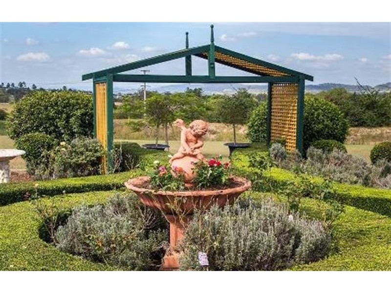114 Zischke Road, Hatton Vale QLD 4341