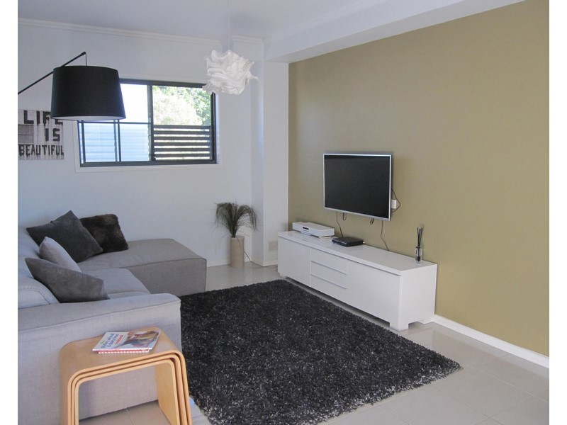 25A Ashby Street, Fairfield QLD 4103