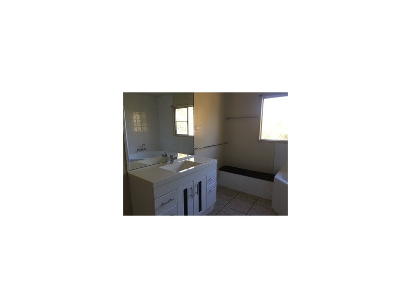 8553 BRUCE HWY, Bloomsbury QLD 4799