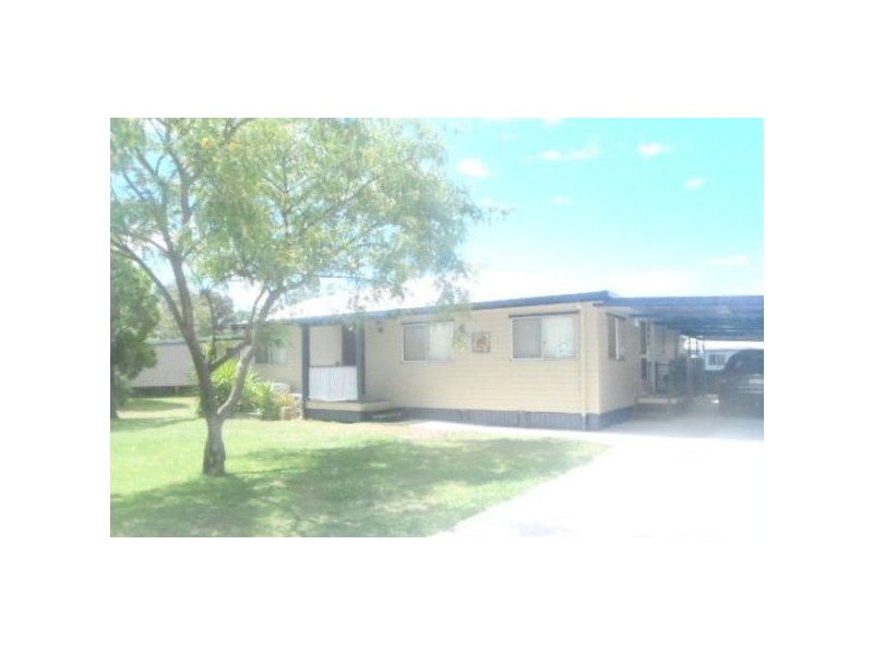 73 Day Street, Tara QLD 4421