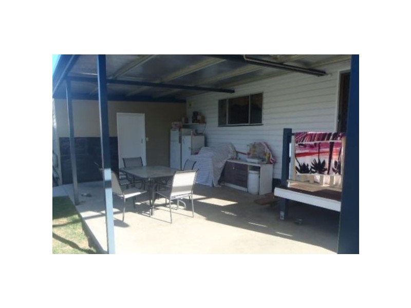 73 Day Street, Tara QLD 4421