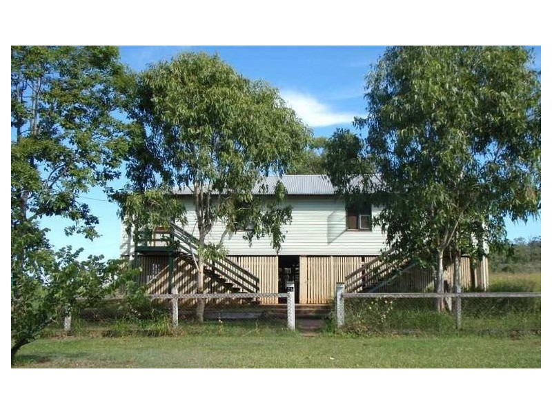 25 Mount Rose Street, Eidsvold QLD 4627