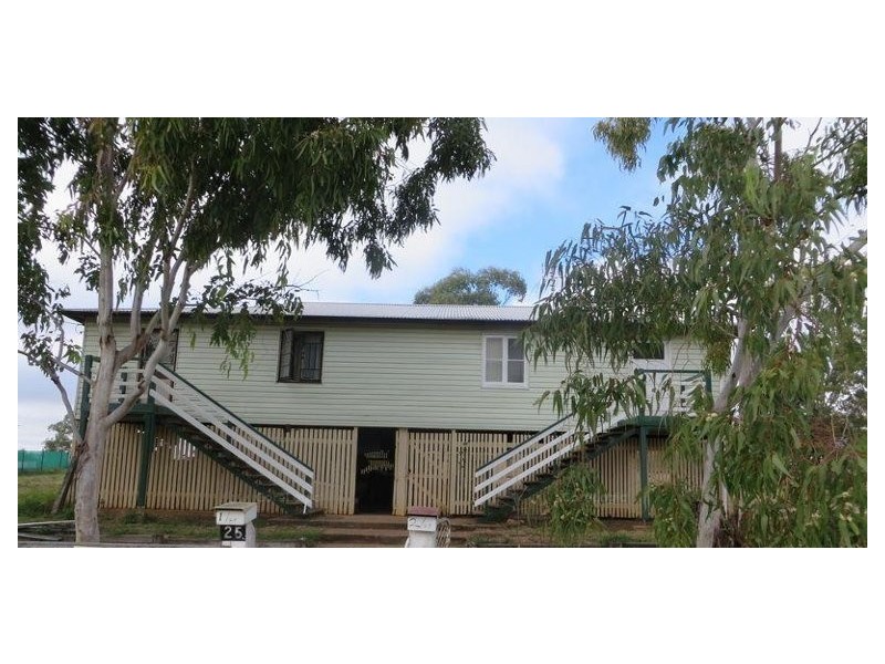 25 Mount Rose Street, Eidsvold QLD 4627