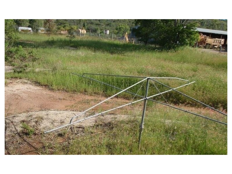 25 Mount Rose Street, Eidsvold QLD 4627